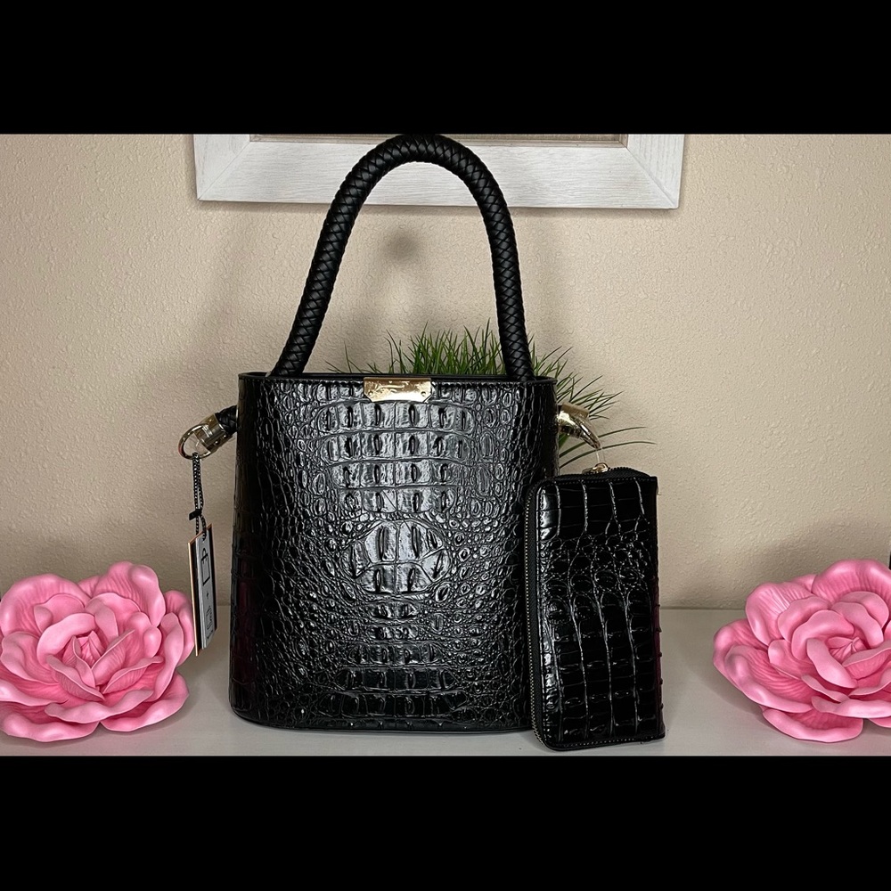 Croc & Ostrich Purse